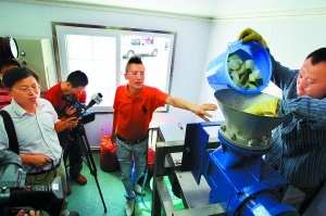 驴屎蛋首次“试车”绿房子 下月起正式运行