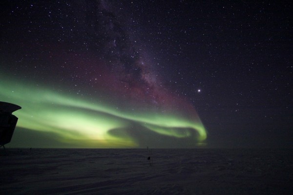 Aurora australis (the southern lights) at the South Pole