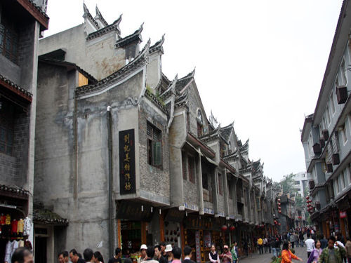 畅游凤凰十大省钱攻略(组图)